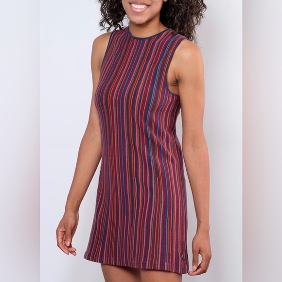 RVCA Knit Shift Dress STRIPED SWEATER DRESS  NWOT multi-color striped Size M - Picture 2 of 12